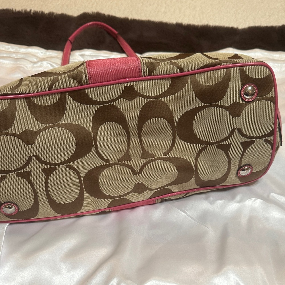 Stylish Brown and Pink Coach  Bag - Picture 7 of 7